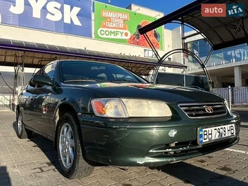 Авто Toyota Camry 2000 № 8767314