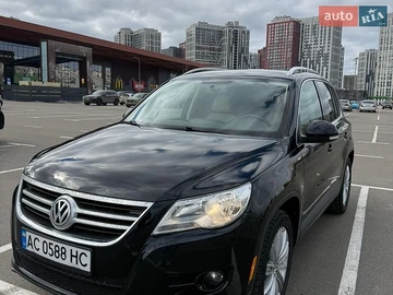 Авто Volkswagen Tiguan 2010 № 8767768