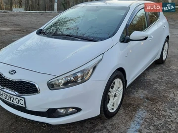 Авто KIA Ceed 2013 № 8767983