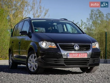 Авто Volkswagen Touran 2009 № 8768082