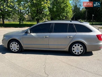 Авто Skoda Superb 2012 № 8768243