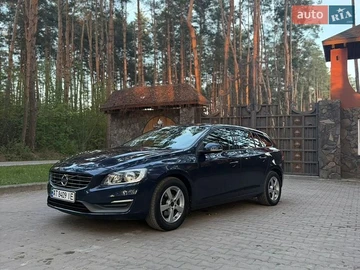 Авто Volvo V60 2013 № 8768313