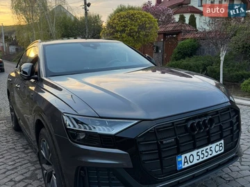Авто Audi Q8 2020 № 8768492