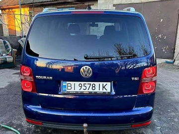 Авто Volkswagen Touran 2009 № 8768520