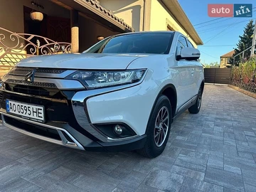 Авто Mitsubishi Outlander 2021 № 8768685