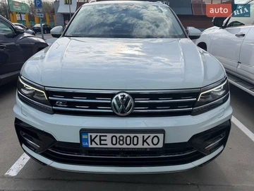 Авто Volkswagen Tiguan 2020 № 8768702
