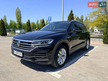 Авто Volkswagen Touareg 2018 № 8768703
