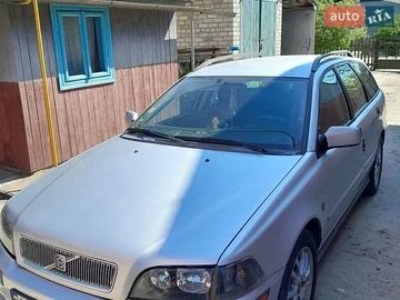 Авто Volvo V40 2003 № 8768723