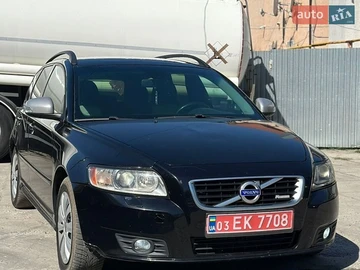 Авто Volvo V50 2011 № 8768736