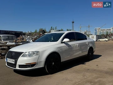Авто Volkswagen Passat 2010 № 8768742