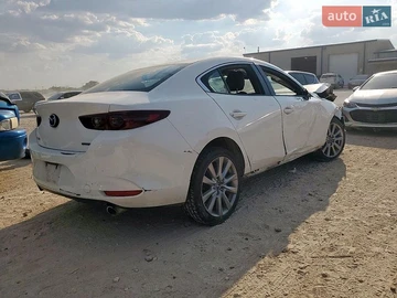 Авто Mazda 3 2021 № 8768766