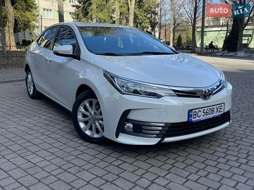 Авто Toyota Corolla 2018 № 8768954