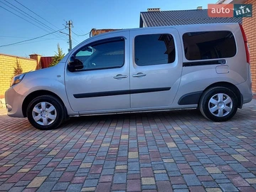 Авто Renault Kangoo 2017 № 8768967