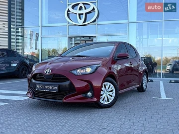 Авто Toyota Yaris 2021 № 8768970