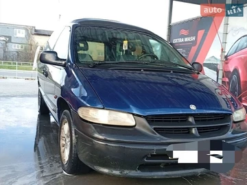 Авто Chrysler Grand Voyager 2000 № 8769023
