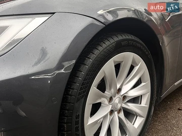 Авто Tesla Model S 2017 № 8769466