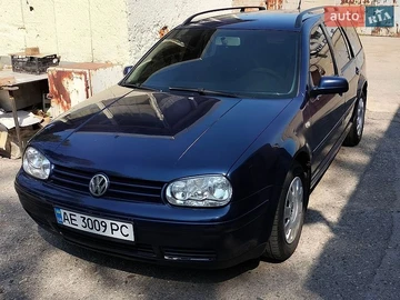 Авто Volkswagen Golf 2002 № 8769514