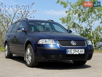 Авто Volkswagen Passat 2004 № 8769516