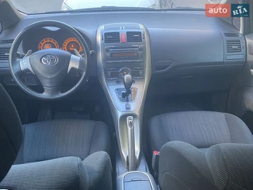 Авто Toyota Auris 2008 № 8769689