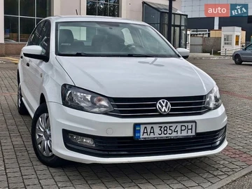 Авто Volkswagen Polo 2016 № 8769705