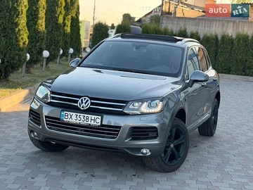 Авто Volkswagen Touareg 2014 № 8769941