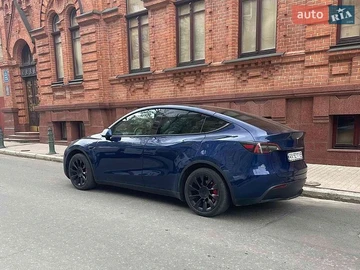 Авто Tesla Model Y 2021 № 8769960