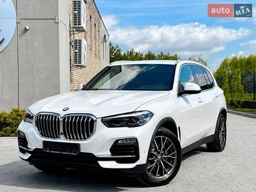 Авто BMW X5 2018 № 8770118