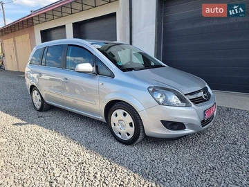 Авто Opel Zafira 2011 № 8770313