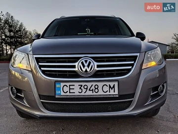 Авто Volkswagen Tiguan 2010 № 8770358