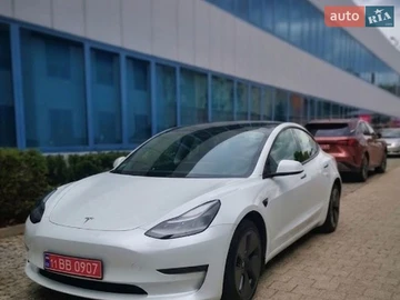 Авто Tesla Model 3 2021 № 8770525