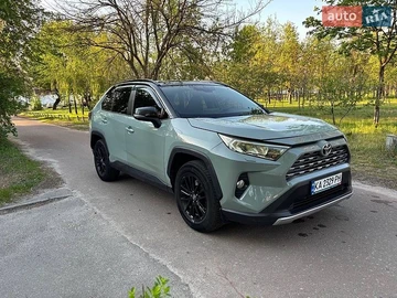 Авто Toyota Rav4 2019 № 8770555