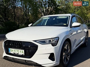 Авто Audi E-Tron 2022 № 8770718
