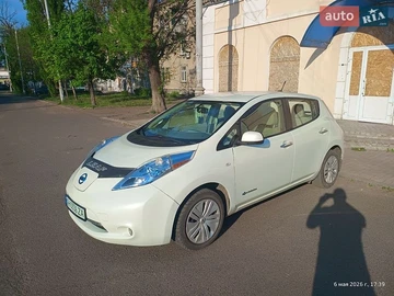 Авто Nissan Leaf 2012 № 8770752
