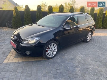 Авто Volkswagen Golf 2010 № 8771025