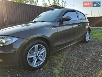 Авто BMW 1 Series 2007 № 8771058