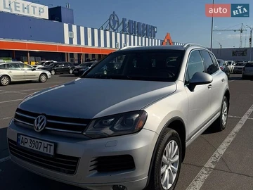 Авто Volkswagen Touareg 2012 № 8771384