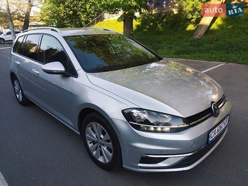 Авто Volkswagen Golf 2018 № 8771412