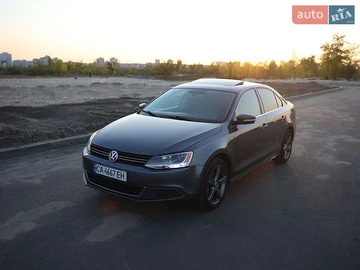 Авто Volkswagen Jetta 2012 № 8771503