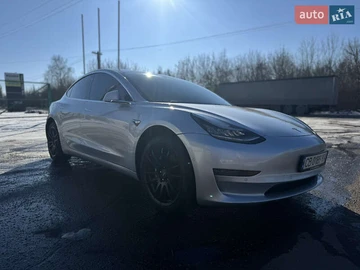 Авто Tesla Model 3 2018 № 8771723