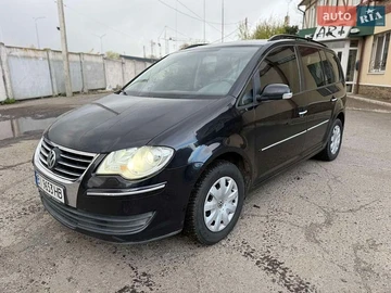 Авто Volkswagen Touran 2007 № 8771933