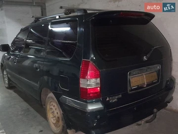 Авто Mitsubishi Space Wagon 2000 № 8771989