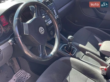 Авто Volkswagen Golf 2008 № 8772243