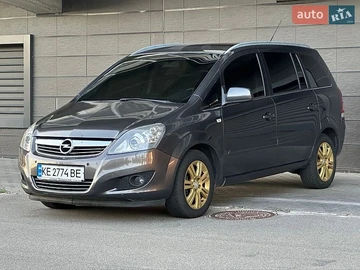 Авто Opel Zafira 2010 № 8772666