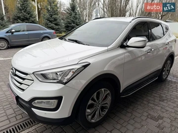Авто Hyundai Santa Fe 2013 № 8772883