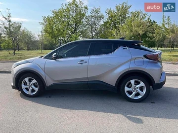 Авто Toyota C-Hr 2017 № 8772897