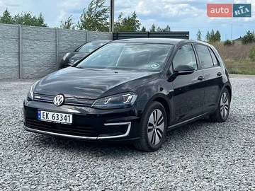 Авто Volkswagen E-Golf 2015 № 8773324