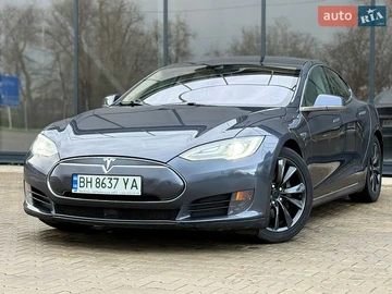 Авто Tesla Model S 2015 № 8773342