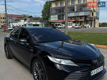 Авто Toyota Camry 2019 № 8773388