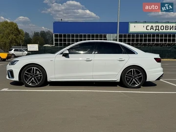 Авто Audi A4 2023 № 8773393