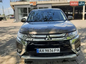 Авто Mitsubishi Outlander 2017 № 8773804